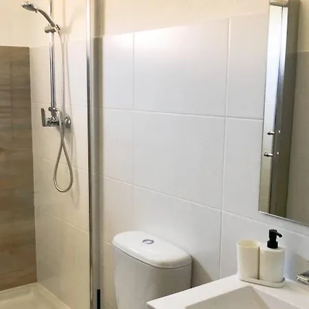 Villa Spacious House With Private Pool Kitchen