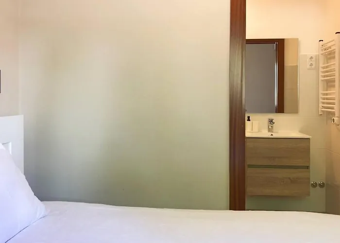 Spacious House With Private Pool Kitchen *